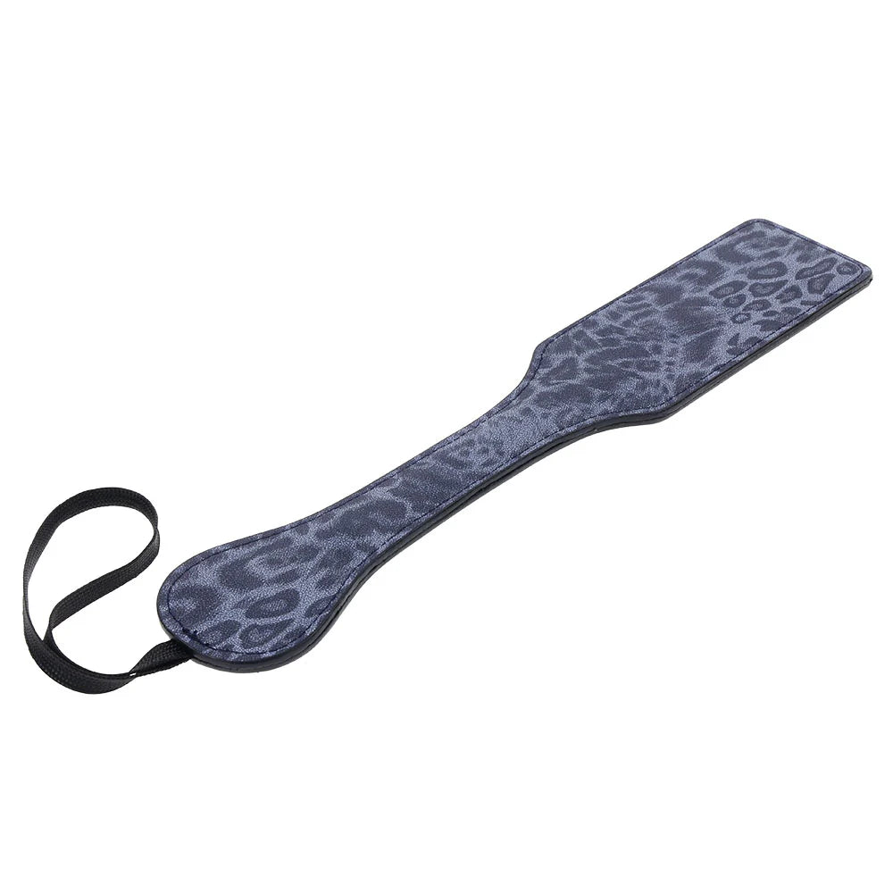 S&M Cougar Studded Paddle